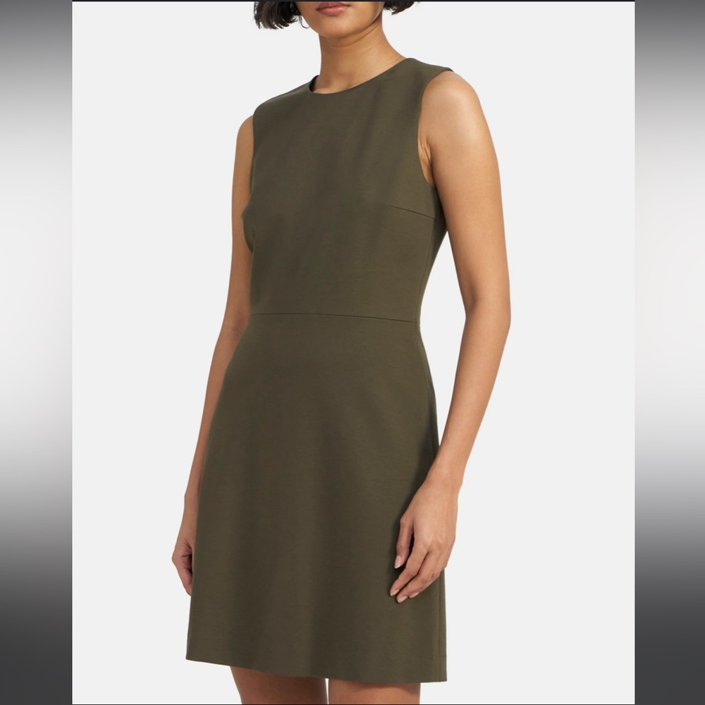 Theory - Sheath Dress in Stretch Viscose New with Tags